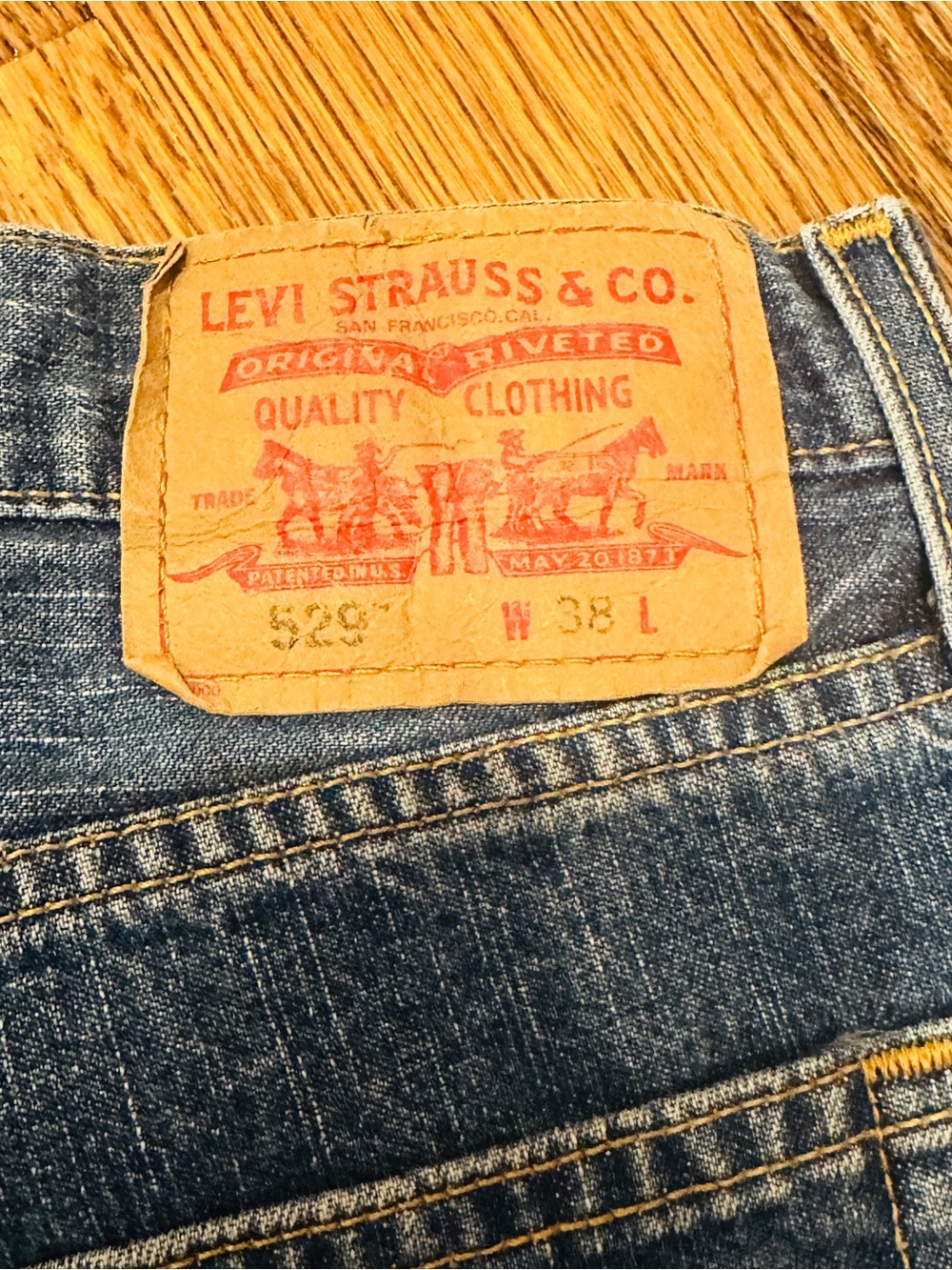Levi's Vintage 529 Short Men's Blue Denim Jorts 100% Cotton Low Rise Size 38 Y2K - Picture 5 of 7